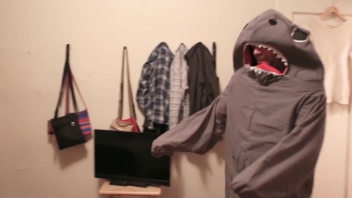 Man Dresses Up As Cat’s Favorite Character And This Is What Happened