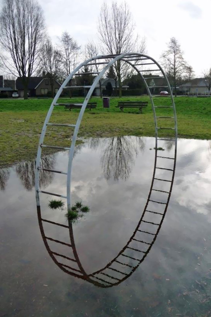 Reflection Turns Ladder Into Wheel