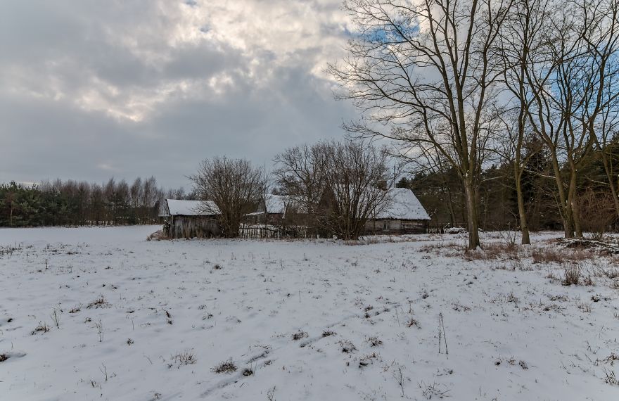 An Incredible Abandoned Cottage From 1858 (poland)