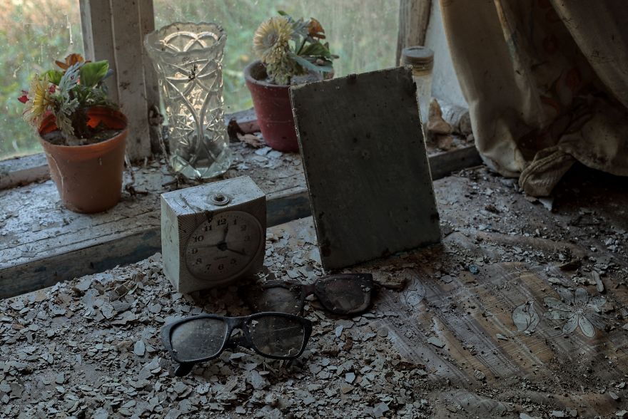 An Incredible Abandoned Cottage From 1858 (poland)