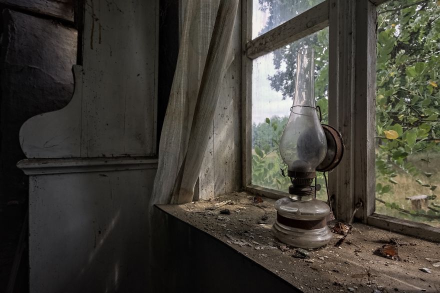 An Incredible Abandoned Cottage From 1858 (poland) An Incredible Abandoned Cottage From 1858 (poland)