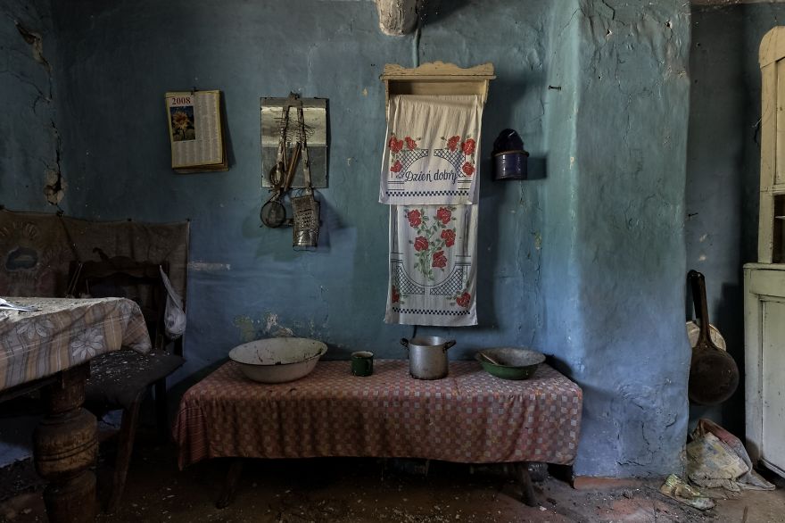 An Incredible Abandoned Cottage From 1858 (poland) An Incredible Abandoned Cottage From 1858 (poland)