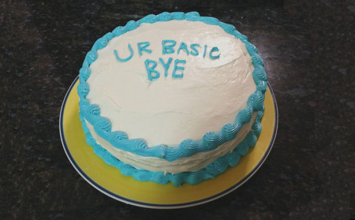 A Basic Farewell Cake Message
