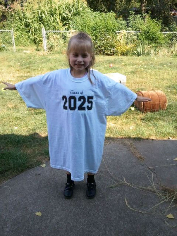 Starting In Kindergarten, Put Your Child's Graduation Year On A Large T-Shirt And Take A Picture With The Same T-Shirt Every Year To Watch The Child Growing Up