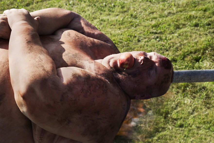 Photographer Portrays Humans As Animals To Raise Awareness About Mass Meat Consumption (NSFW)