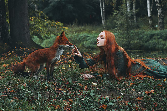 Fairytale Portraits Of Redheads With A Red Fox By Uzbek Photographer Fairytale Portraits Of Redheads With A Red Fox By Uzbek Photographer