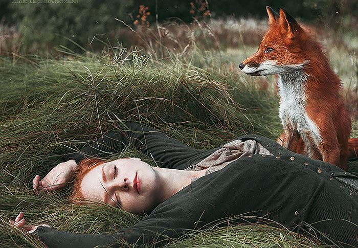 Fairytale Portraits Of Redheads With A Red Fox By Uzbek Photographer Fairytale Portraits Of Redheads With A Red Fox By Uzbek Photographer