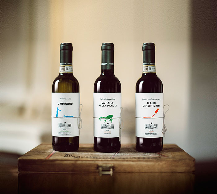 wine-bottle-reading-book-labels-librottiglia-2 wine-bottle-reading-book-labels-librottiglia-2