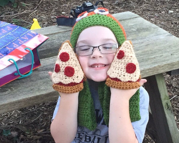 Pizza Mittens
