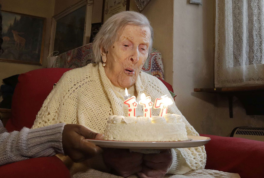 woman-born-1899-celebrate-117th-birthday-emma-morano-3 woman-born-1899-celebrate-117th-birthday-emma-morano-3