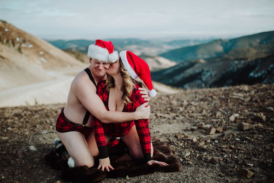 Single Man Finds True Love Through Funny Christmas Card Single Man Finds True Love Through Funny Christmas Card