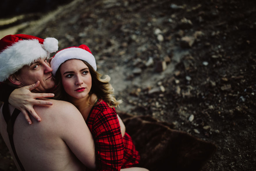 Single Man Finds True Love Through Funny Christmas Card Single Man Finds True Love Through Funny Christmas Card