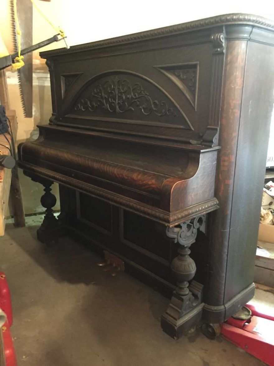 I Turned A 1907 Upright Piano Into A Luxurious Desk I Turned A 1907 Upright Piano Into A Luxurious Desk