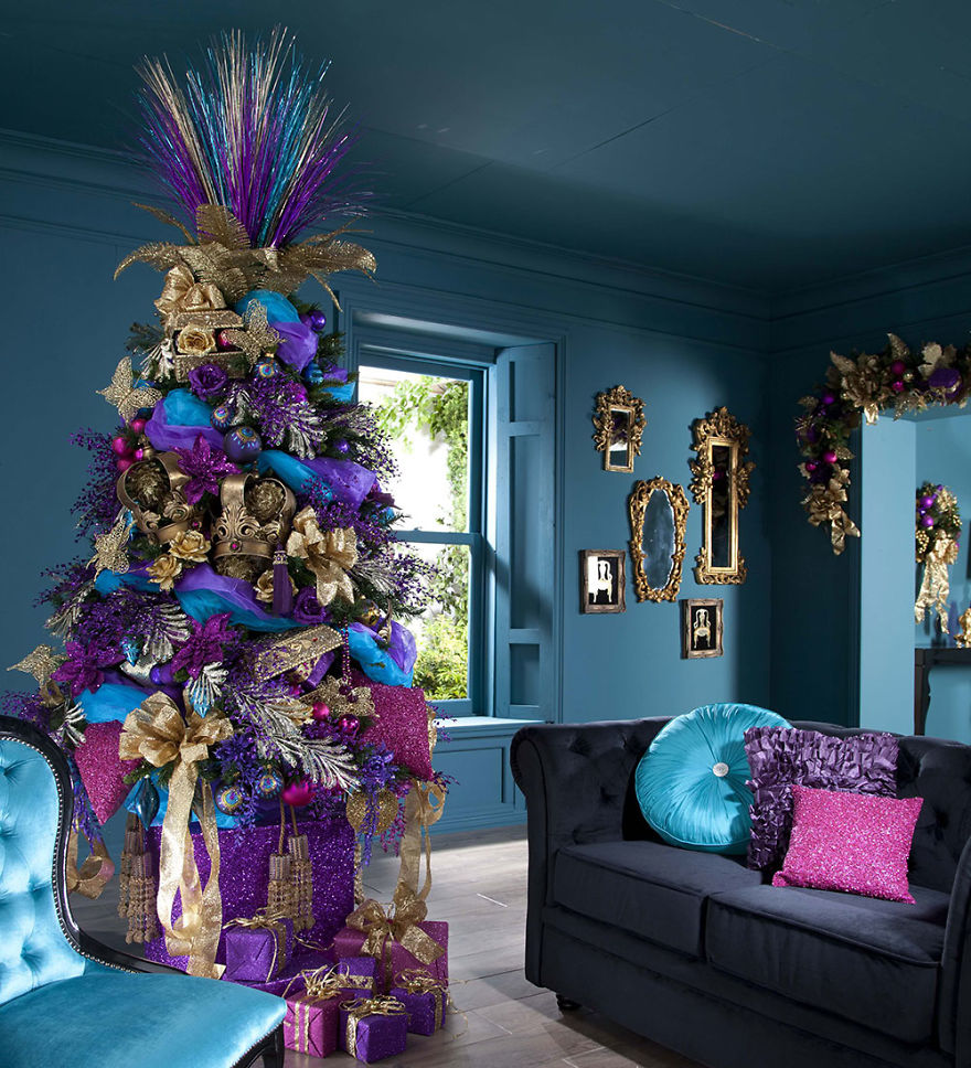10+ Christmas Color Combinations Beyond The Traditional