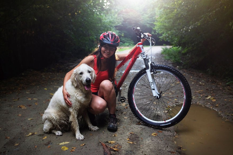 I Travel Romania With My Golden Retriever Geena Who Is The Best Travel Companion