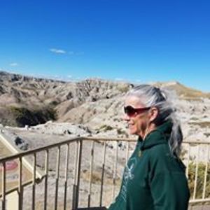 hollylouisecarlson avatar