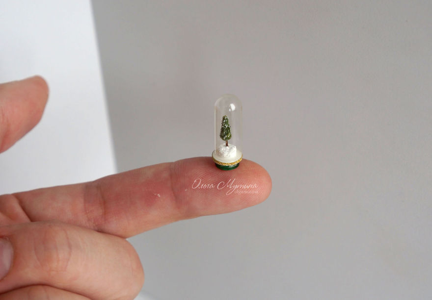 A Miniature World Of Olga Mutina: Feel Like A True Gulliver