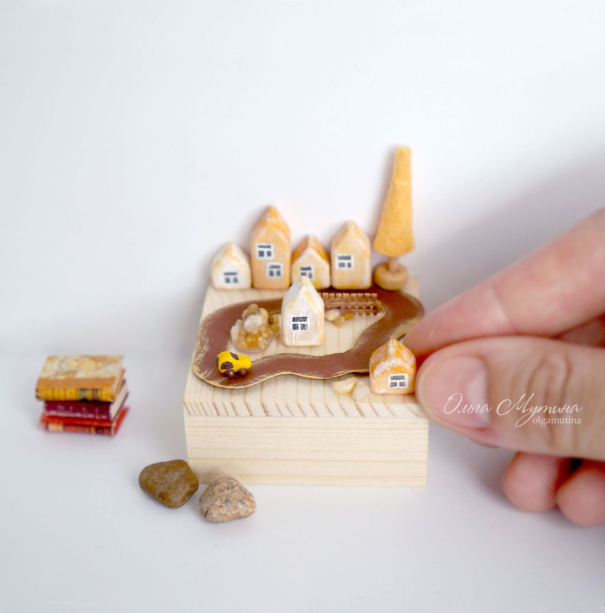 A Miniature World Of Olga Mutina: Feel Like A True Gulliver