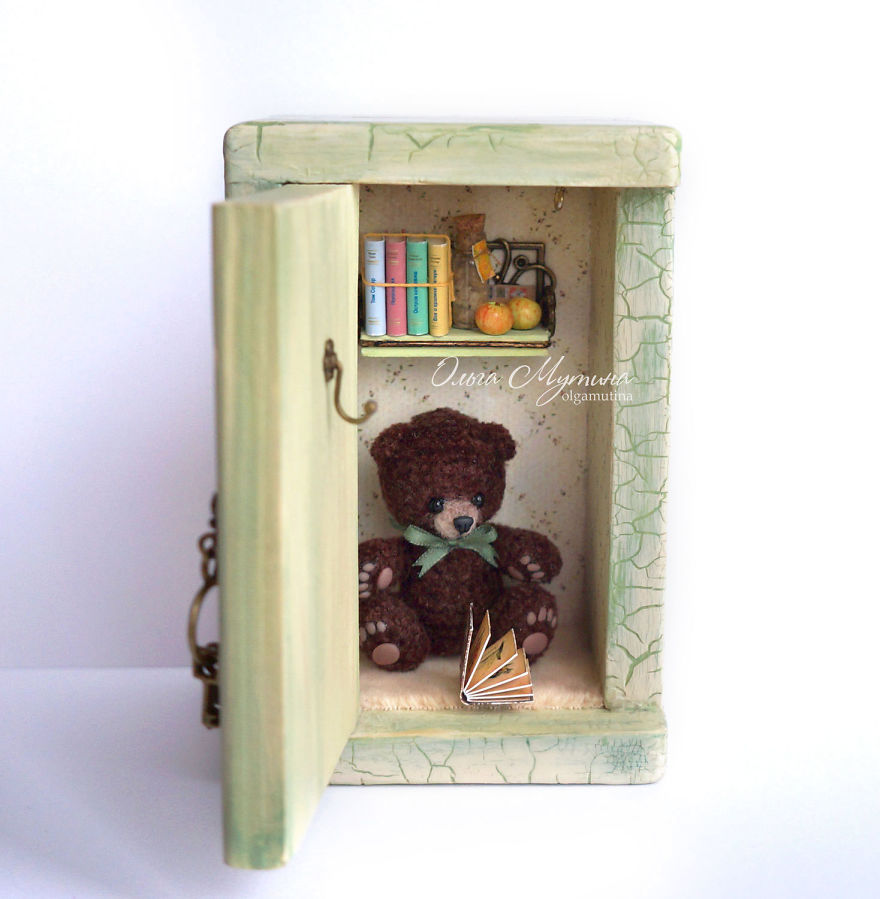 A Miniature World Of Olga Mutina: Feel Like A True Gulliver