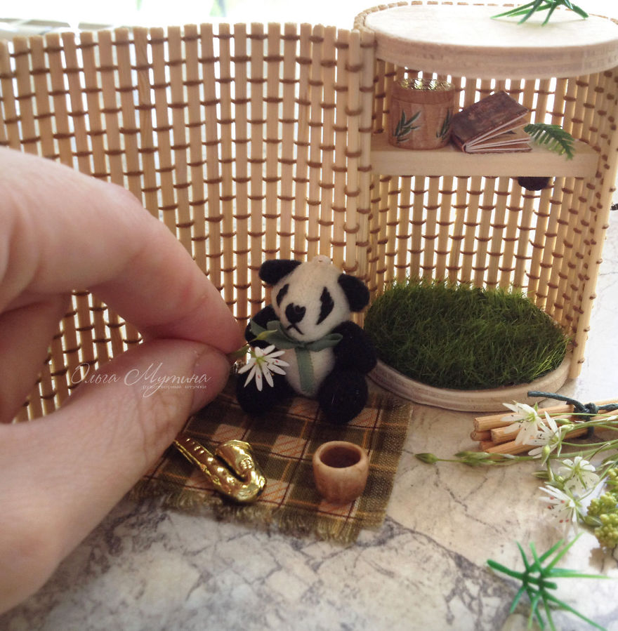 A Miniature World Of Olga Mutina: Feel Like A True Gulliver