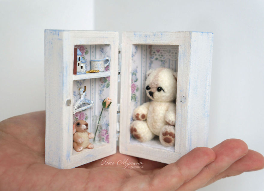 A Miniature World Of Olga Mutina: Feel Like A True Gulliver