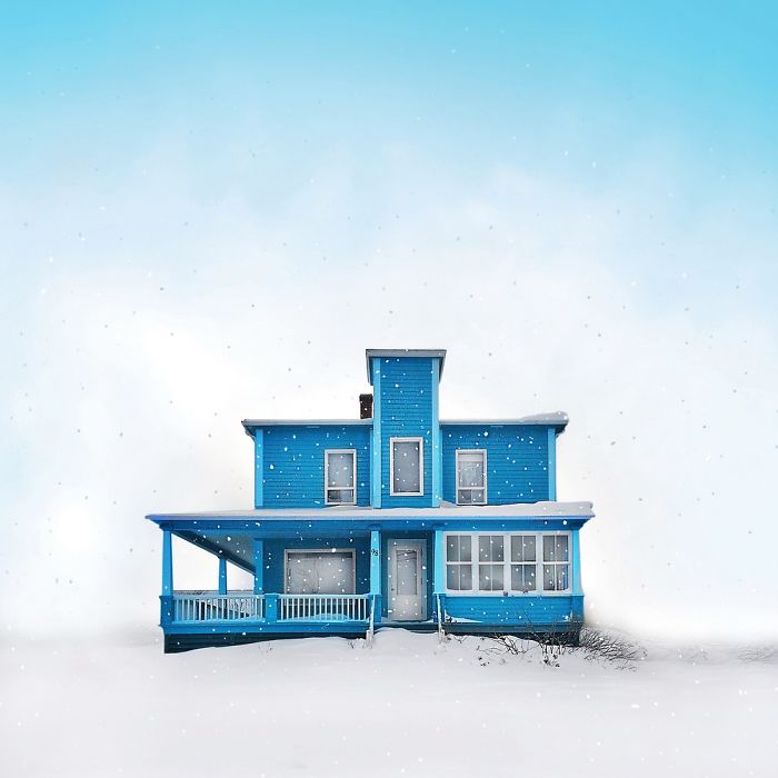 Photographer Finds Fantasy Houses Straight Out Of A Fairytale