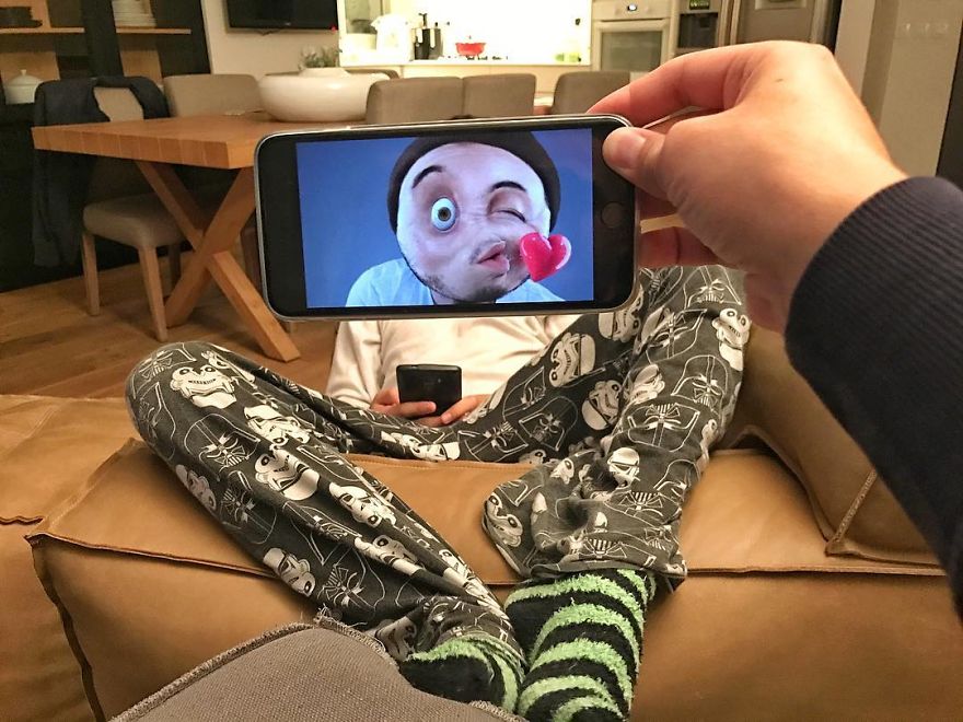 Bringing Every Day Objects To Life With A Smartphone