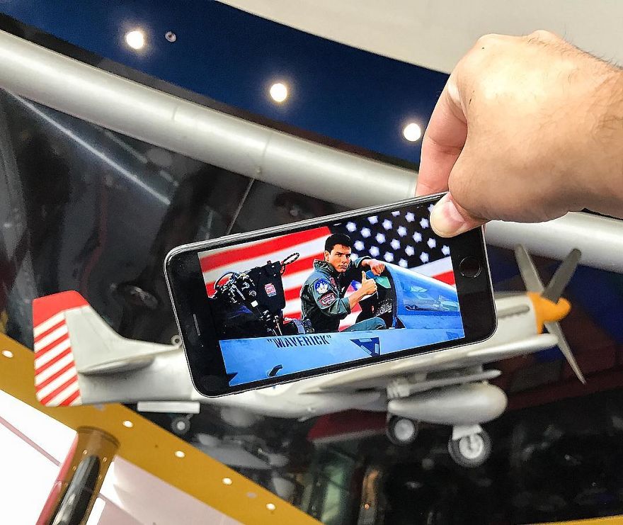 Bringing Every Day Objects To Life With A Smartphone