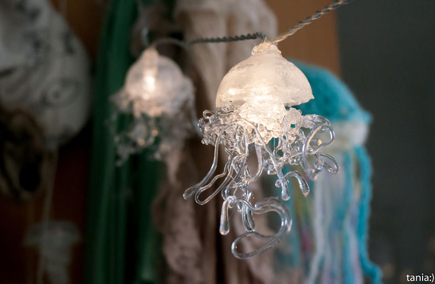 I Created A Transparent Floating Jellyfish I Created A Transparent Floating Jellyfish