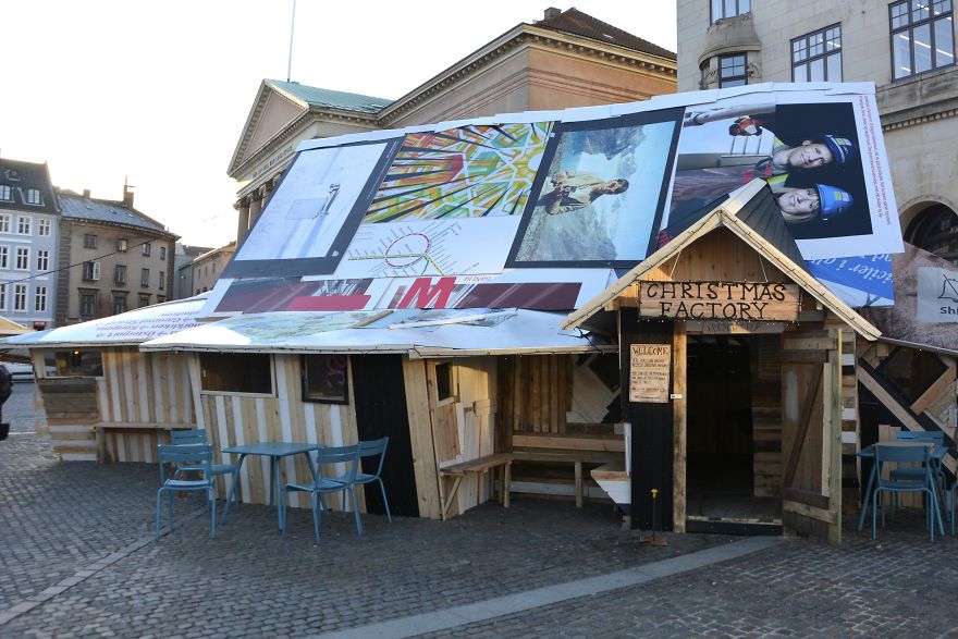This Christmas Market Is Made Of Trash This Christmas Market Is Made Of Trash