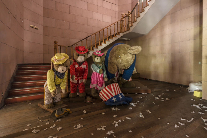 I Went To The Abandoned Theme Park In Japan, The Western Village I Went To The Abandoned Theme Park In Japan, The Western Village