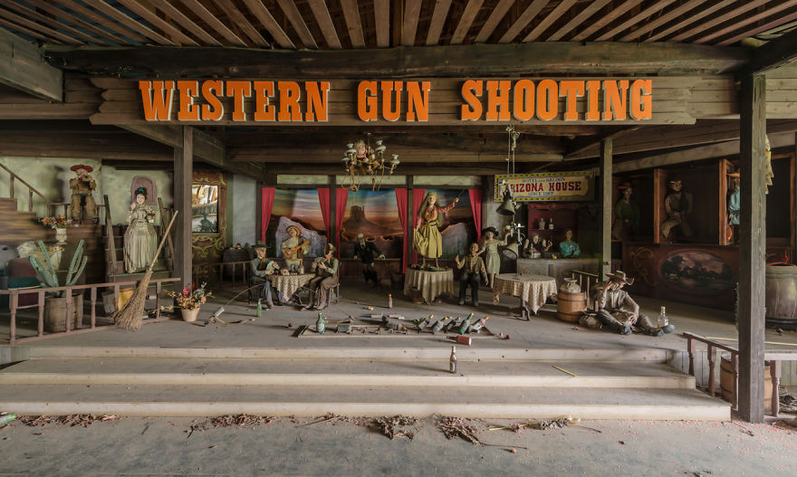 I Went To The Abandoned Theme Park In Japan, The Western Village