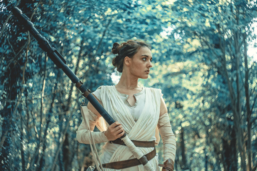 I Made A Jedi Levitation Photoshoot And Here Is How I Made It Possible