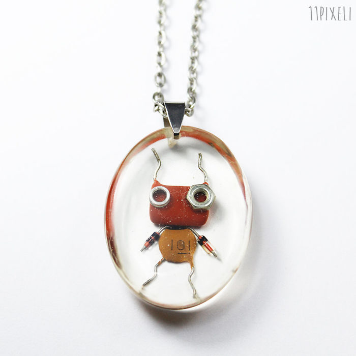 I Turned Electronic Waste Into Tinyrobots