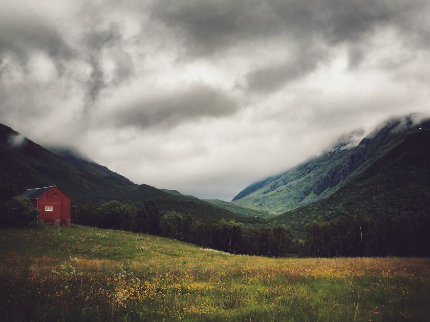 I Documented The Abandoned Houses Above The Arctic Circle