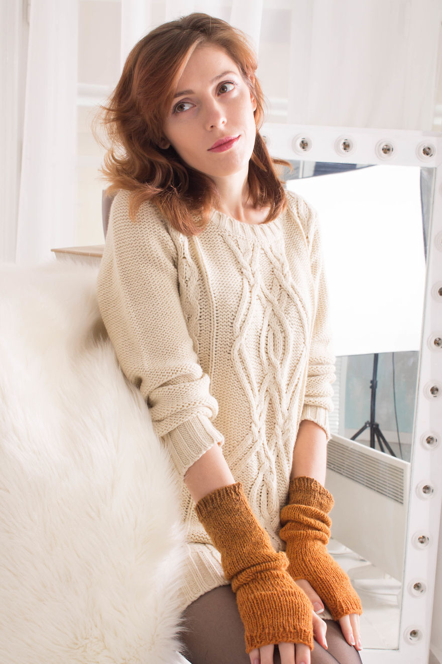 My Mom Created Beautiful Two-Colour Arm Warmers Of &lsquo;Kauni&rsquo; Threads