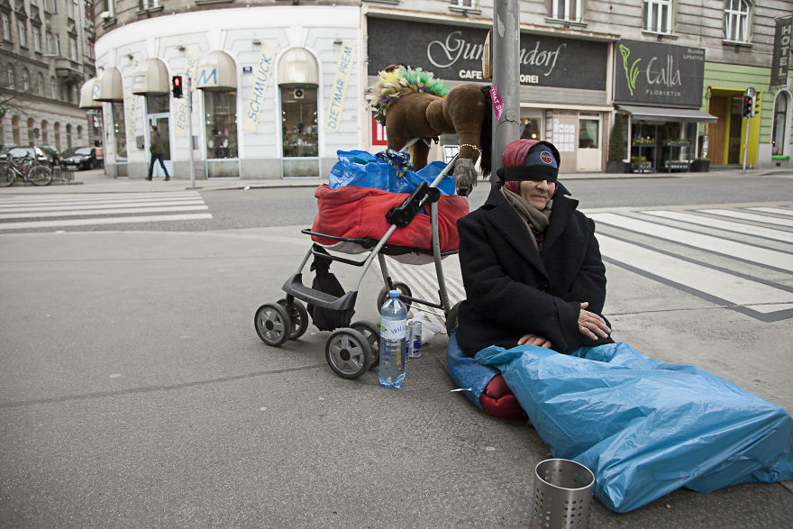 Photographer Portrays Problems And Dependences Of Our Modern Society