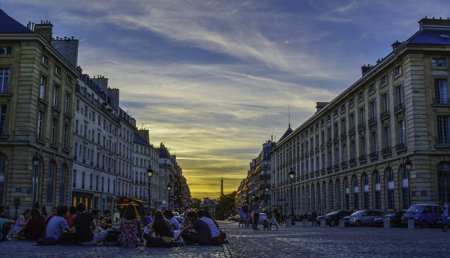 Losing Euros, Gaining Pounds Losing Euros, Gaining Pounds