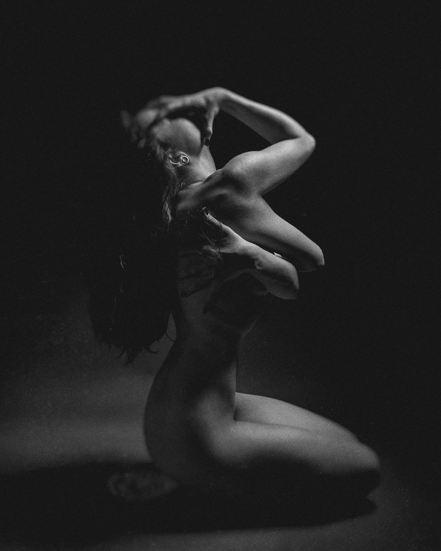 I Added A Few Extra Limbs To My Photos