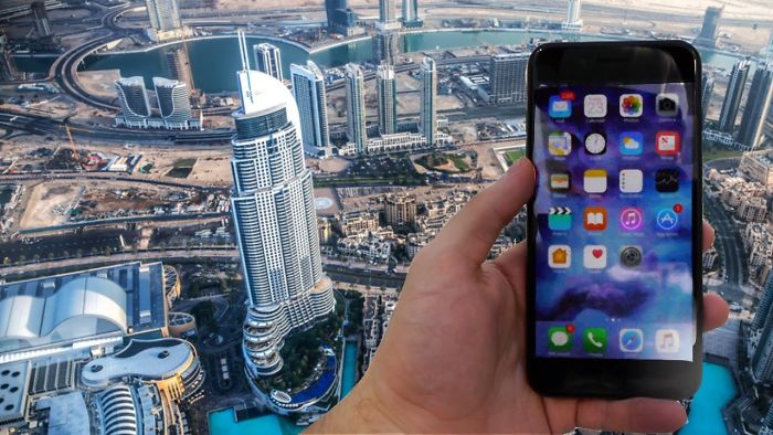 This Is What Happens When You Throw The Iphone 7 Off The World’s Tallest Building
