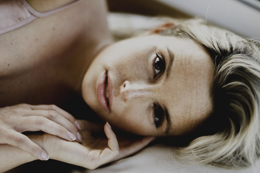 After Giving Birth To A Stillborn Baby In January, This Woman Never Expected The Year Would End Like This After Giving Birth To A Stillborn Baby In January, This Woman Never Expected The Year Would End Like This