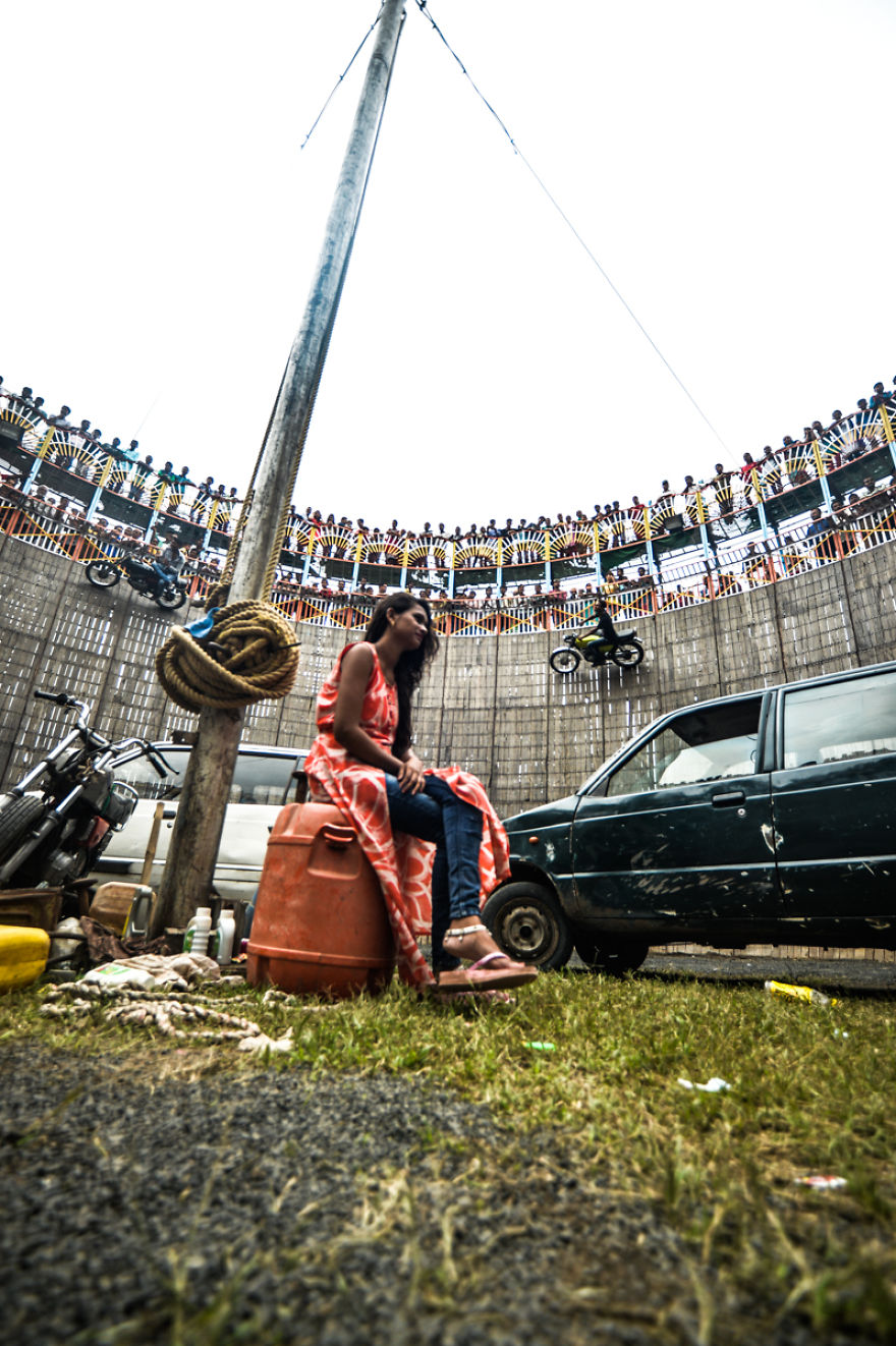 I Documented Daredevil Stuntmen & Their Lives At "Well Of Death"