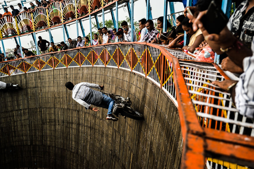 I Documented Daredevil Stuntmen & Their Lives At "Well Of Death"