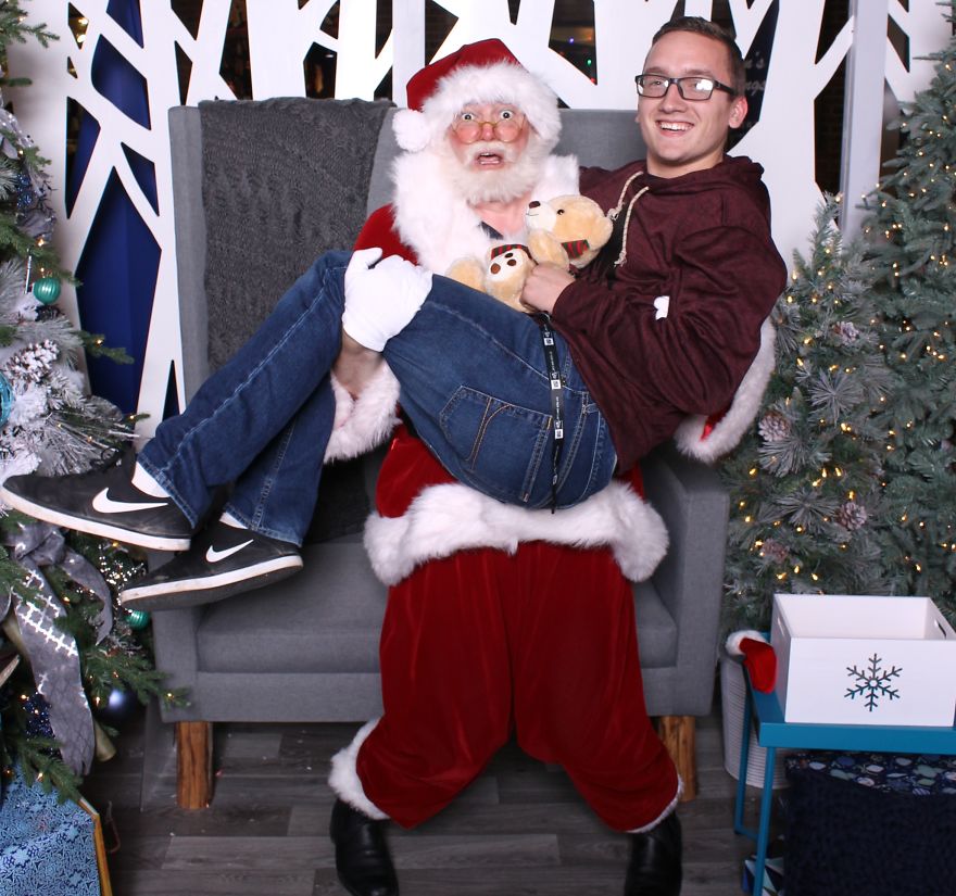 The Santa Diaries Will Get You Ho-Ho-Ho-Ing! The Santa Diaries Will Get You Ho-Ho-Ho-Ing!