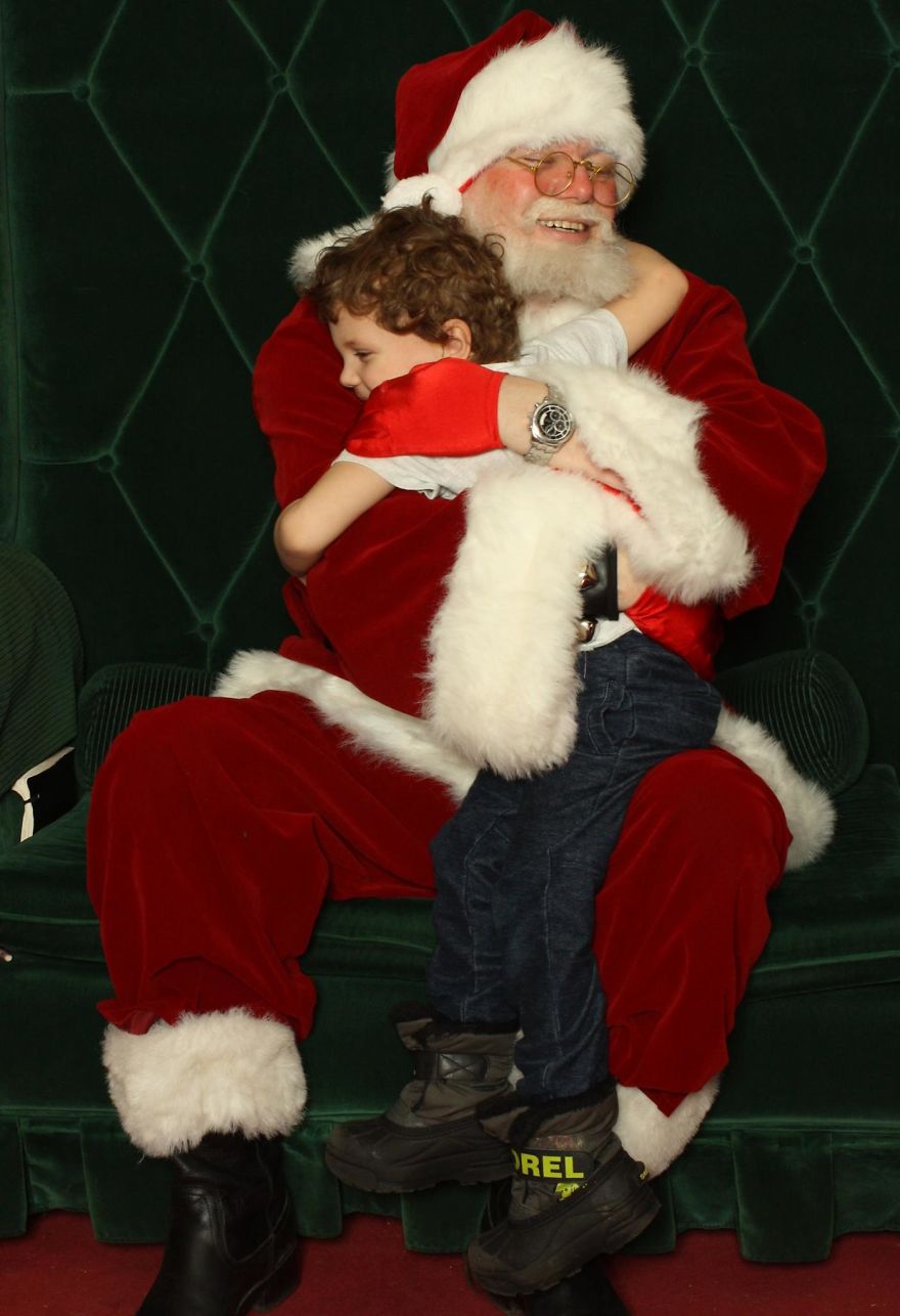 The Santa Diaries Will Get You Ho-Ho-Ho-Ing! The Santa Diaries Will Get You Ho-Ho-Ho-Ing!