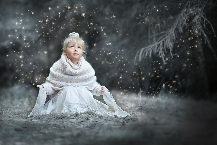 I Made Photos Of My Daughters In Winter Wonderland