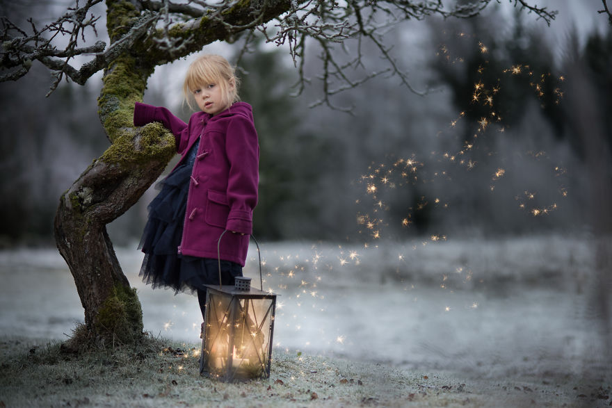I Made Photos Of My Daughters In Winter Wonderland