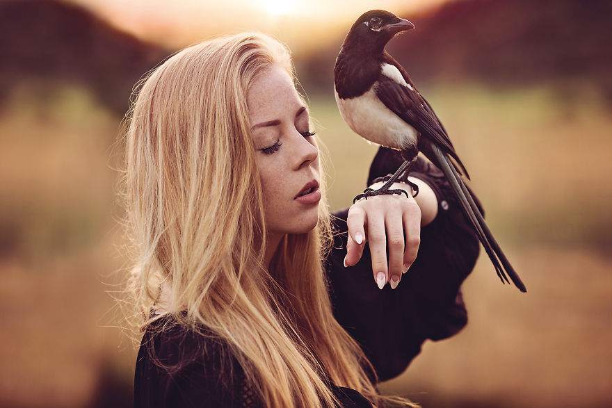 German Photographer Captures Magical Connection Between People And Animals