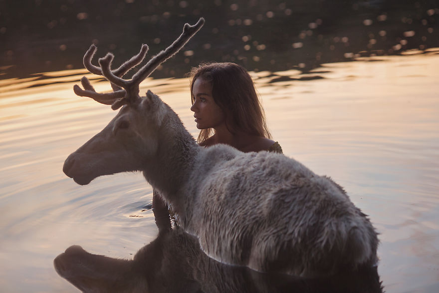 German Photographer Captures Magical Connection Between People And Animals