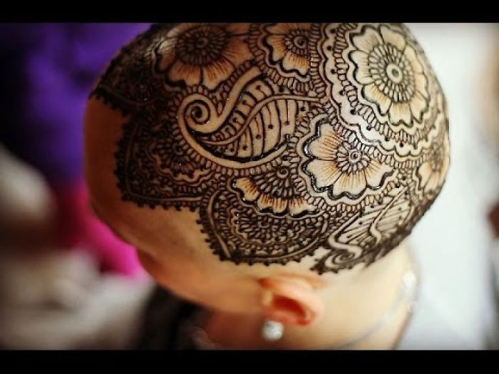 🙃artist Who Lost Her Stepfather To Cancer Is Now Making Free Henna Crowns For Cancer Patients